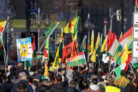 Mannheim: Kurdish demo under the slogan AGAINST OPPRESSION, INTIMIDATION, EXPULSION AND VIOLENCE
