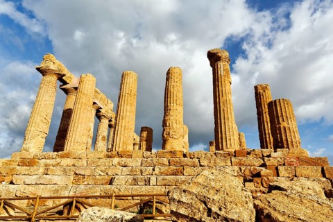 Temple of Heracles, ruins in the Valley of the Temples, restoration, Valley of the Temples,