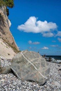 View of chalk cliffs in Jasmund National Park on Rügen, Sassnitz, Rügen, Mecklenburg-Western