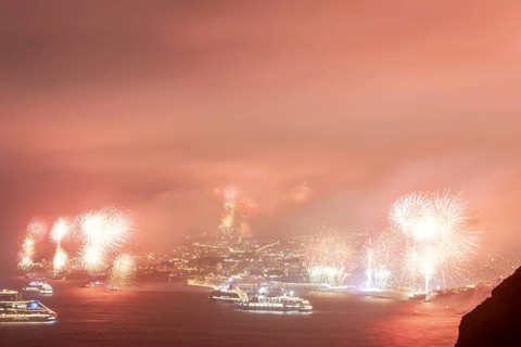 New Year's Eve fireworks, dusk, Atlantic Ocean, harbour with cruise ships, Funchal, Madeira,