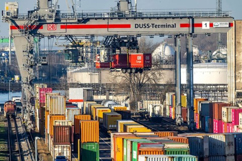 The port of Mannheim is one of the most important inland ports in Europe. The harbor basins stretch