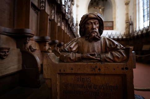 Carved half-figure, oak choir stalls for the monks, 1493 by Jörg Syrlin the Younger, also Sürlin or