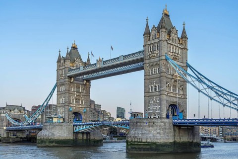 19th century Tower Bridge, neo-Gothic bascule / suspension bridge crossing the River Thames in the