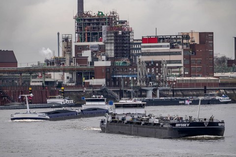 Chempark Krefeld-Uerdingen, around 40 companies are located in the chemical park on the Rhine,