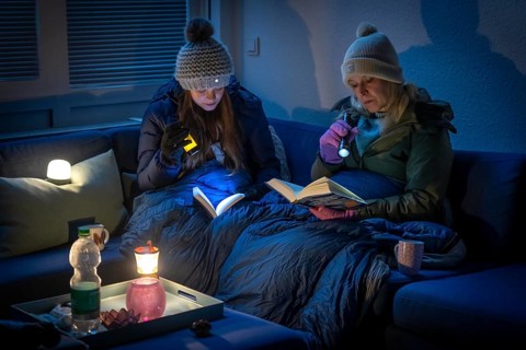 Symbolic picture blackout, extensive, prolonged power failure, in private surroundings, without