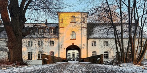 The bailey of Lauersfort Castle in winter, Moers, Wesel district, Lower Rhine, North
