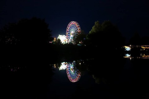 Fairground in Ulm Friedrichsau at night, folk festival, hustle and bustle, fair, Ferris wheel,