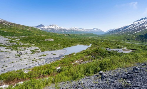 View of the wide valley of the Tsina River with mountains, Worthington Glacier Lagoon, Worthington