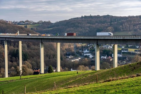 The Wiehl Valley Bridge, A4 motorway, the motorway bridge is considered extremely dilapidated,