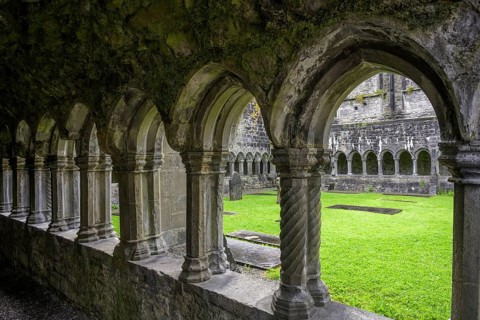 Cloister in the ruins of Sligo Abbey (Dominican) founded 1253, Sligo, County Sligo, Ireland