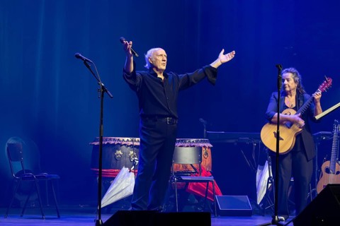 Herman van Veen, singer, songwriter, Netherlands, with the program Achtzig live, 04.12.2025,