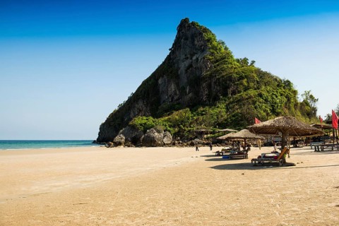 Beach Bar and Restaurant, Thung Yang Beach, Pak Khlong, Chumphon, Chumphon Province, Central