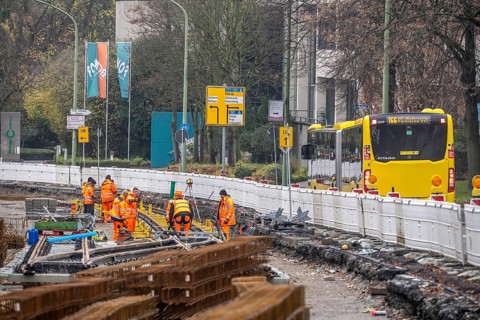 Large-scale construction site in the city center of Essen, Herkulesstraße, the construction of new
