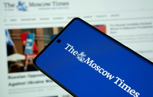 Dhaka, Bangladesh - 18 March 2025: The logo of The Moscow Times is displayed on a smartphone