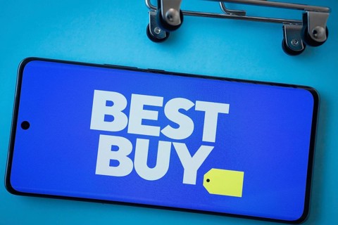 Dhaka, Bangladesh- 03 July 2025: Smartphone screen showing the Best Buy logo with shopping cart