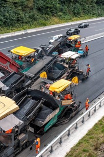 Rehabilitation of the A52 motorway near Essen, an 8 km long section between the Essen-Kettwig