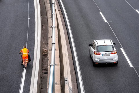 Rehabilitation of the A52 motorway near Essen, an 8 km long section between the Essen-Kettwig