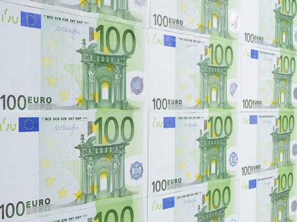 100 euro banknotes, 100 euros