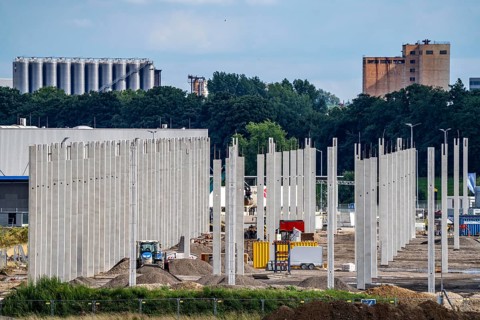 Construction of a new logistics hall on the Mercatroinsel, Hall 2, next to an existing hall, approx
