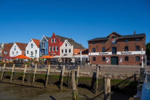 Building at the harbour, Husumer Speicher, Husum, North Sea, North Frisia, Schleswig-Holstein,