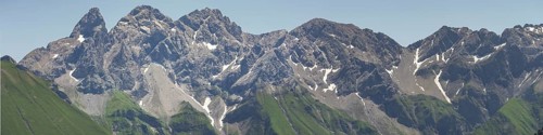 Mountain panorama from Fellhorn 2037m, to the Allgäu main ridge with Trettachspitze 2595m,