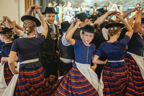 Traditional traditional costume anniversary of the Trachtenverein Schliersee Stamm 1888, dance in
