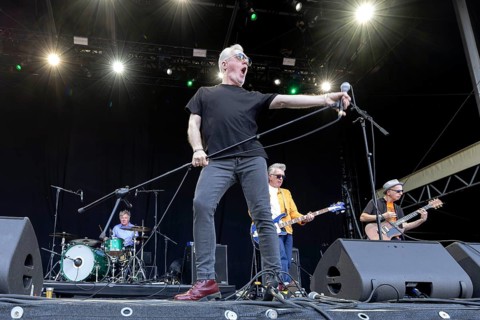 Paul McLoone, Singer, The Undertones, punk rock band, Northern Ireland, open air at the Citadel