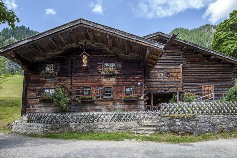 Old farmhouses in the historic mountain farming village of Gerstruben, Dietersbachtal, near