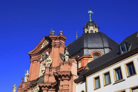 The Neumünster, Neumünster St John the Evangelist and St John the Baptist, former collegiate