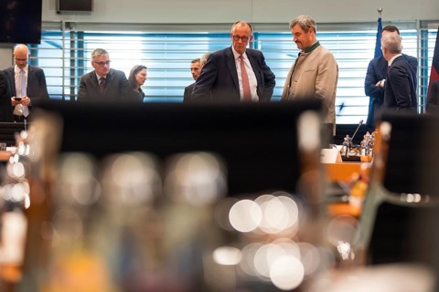 Federal Chancellor Friedrich Merz (l, CDU) and Markus Söder (CSU Chairman and Minister President of