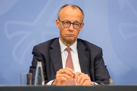 Federal Chancellor Merz (CDU, Federal Chancellor) during a press conference after the consultation