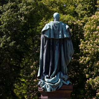 Monument to Kaiser Wilhelm I from behind by Fritz Gerth in the spa gardens of Bad Homburg vor der