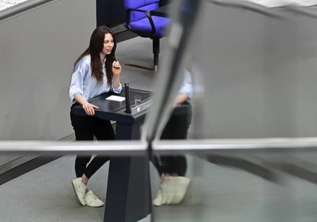 Dr Zoe Mayer (Bündnis 90 / Die Grünen) speaks on the agenda item Animal husbandry labelling
