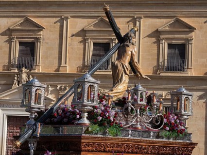 Semana santa procession, Plaza de Vazquez de Molin, holy week before easter, Ube da, Unesco
