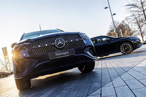 New cars from Mercedes at the Stuttgart branch. Stuttgart, Baden-Württemberg, Germany