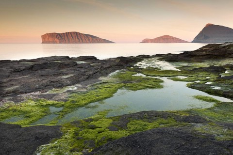 The islands Fugloy and Svinoy in the light of the midnight sun, Viðoy, Faroe Islands, Denmark