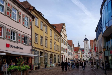 Shops and residential buildings in Burgstraße in the old town centre of Bad Mergentheim.