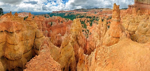 Amphitheater with sandstone pillars or hoodoos, landscape formed by erosion, Bryce Canyon National
