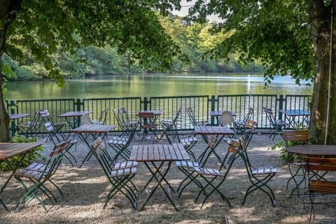 Beer garden Fischerhütte am Schlachtensee, Zehlendorf, Steglitz-Zehlendorf, Berlin, Germany