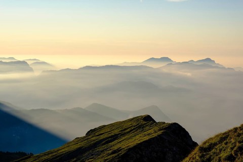Berchtesgaden Alps in the Haze, in front High Laafeld, 2074m, Berchtesgaden, Bavaria, Germany