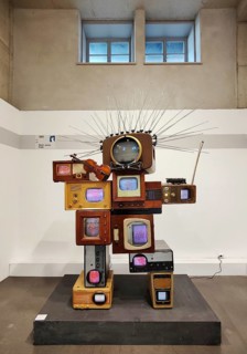 Artwork entitled Homage à Einstein, video sculpture by Nam June Paik, Mönchehaus Museum Goslar,