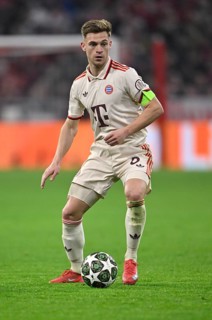 Joshua Kimmich FC Bayern Munich FCB (06) Action on the ball UEFA Champions League Allianz Arena,