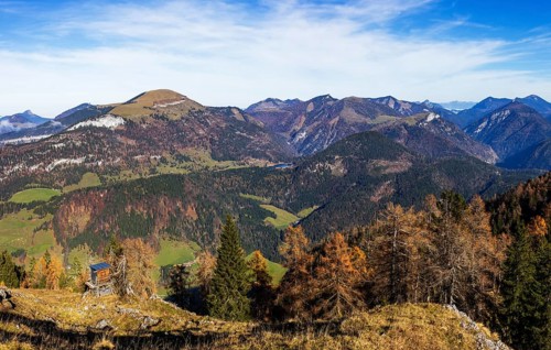 View from Schwarzer Berg to Seewaldsee and Trattberg, Golling, Osterhorngruppe, Salzkammergut,