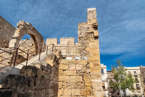 Plaça del Rei with the Torre del Pretori o Castell del Rei and the church Església de Natzaret in