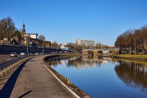 River Saar, footpath and cycle path, river bank, general architecture, church tower, reflections on