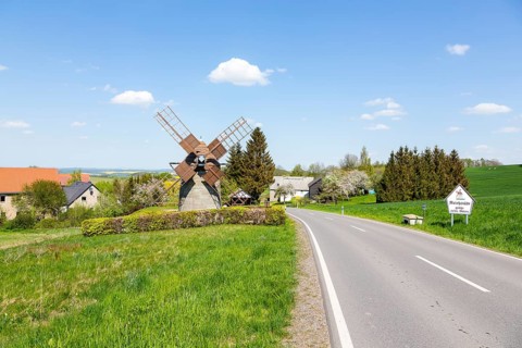 Turmholländer windmill in Reichstädt, small and highest windmill in Saxony, Dippoldiswalde, Saxony,
