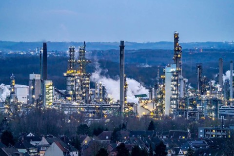 Ruhr Öl GmbH, BP Gelsenkirchen refinery, in GE-Horst, production of products from mineral oil,