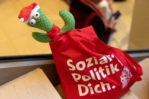 Berlin, Germany - 30 November 2024: A bag with the words Soziale Politik für Dich (Social Policy