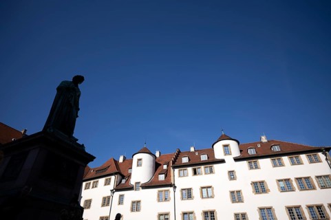 Schiller Monument to Friedrich Schiller, Old Chancellery, Schillerplatz, Old Town, Stuttgart,
