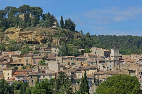 View of the mountain village of Cadenet and countryside, Luberon, Vaucluse, Provence, France